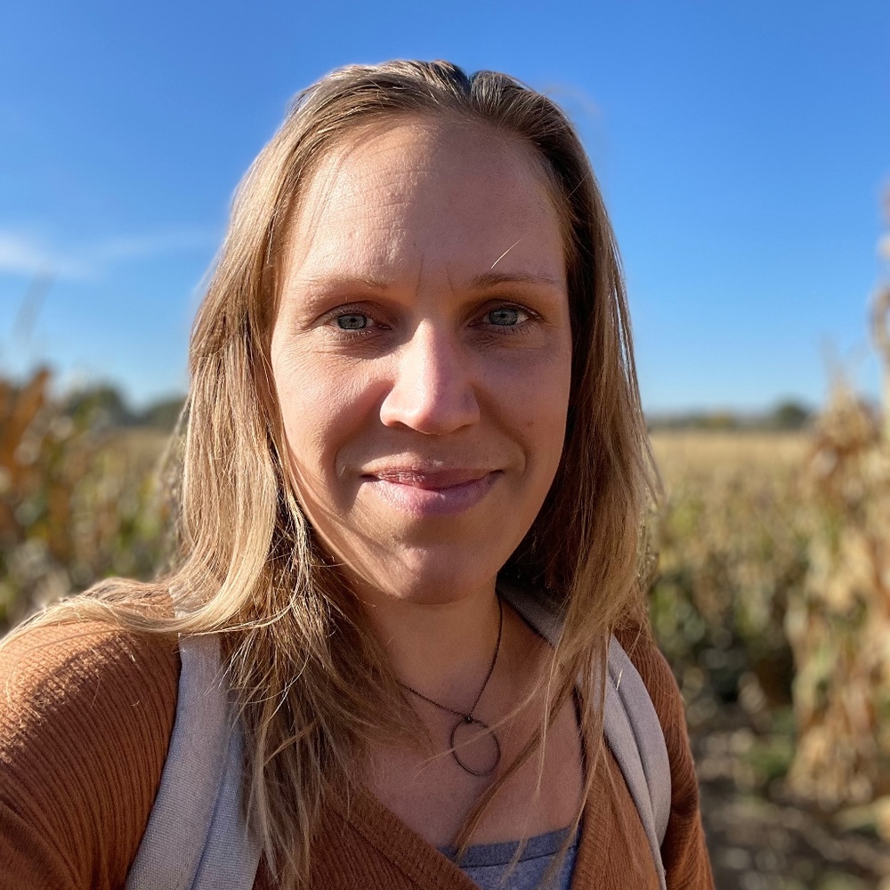 Meet your Posher, Christy